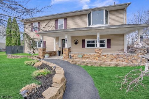 85 Larsen Rd, West Milford, NJ, 07480-4313 | Card Image