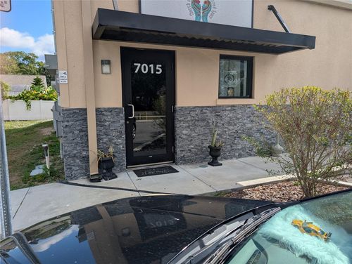 7015 N Manhattan Ave, TAMPA, FL, 33614-3714 | Card Image