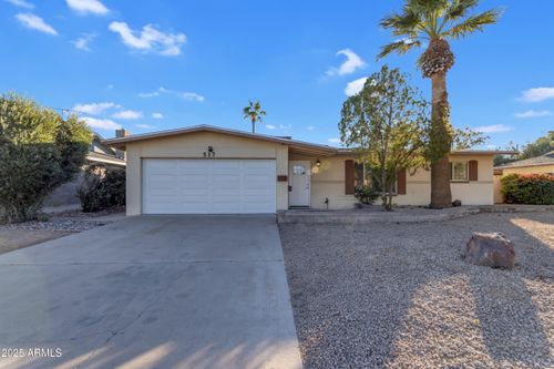 517 E Hermosa Dr, Tempe, AZ, 85282-5320 | Card Image