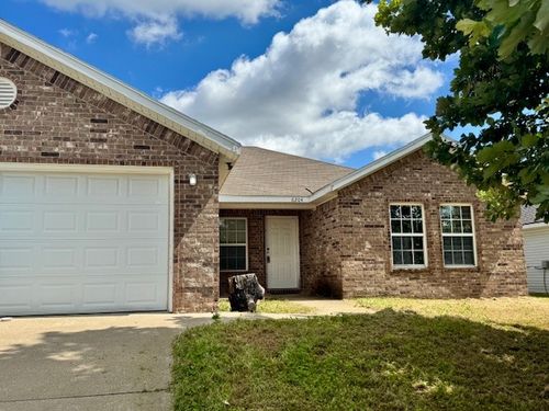 6204 Sw Meadow Well Ave, Bentonville, AR, 72713-8778 | Card Image