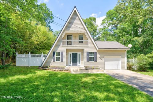 2223 Wichita Dr, Crossville, TN, 38572-6313 | Card Image