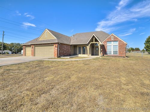 1969 W 131st Street, Skiatook, OK, 74070 | Card Image