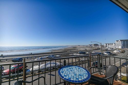 a5-407 Ocean Boulevard, Hampton, NH, 03842 | Card Image