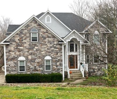 3423 Hunters Crossing, House other with 4 bedrooms, 3 bathrooms and null parking in Stow OH | Image 1