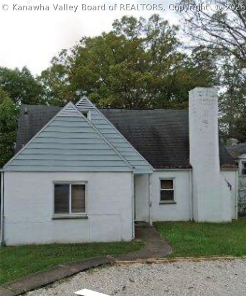 813 Churchill Dr, Charleston, WV, 25314-1744 | Card Image