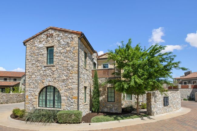 9 Catalonia Dr, House other with 3 bedrooms, 4 bathrooms and null parking in Westlake TX | Image 34