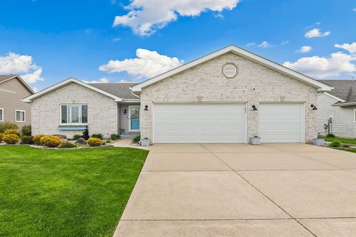 557 Rose Bush Ln, Dyer, IN, 46311 | Card Image
