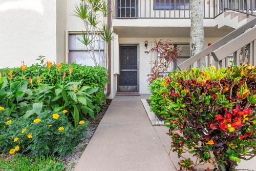 apt-105-7698 Tahiti Ln, Lake Worth, FL, 33467-4913 | Card Image