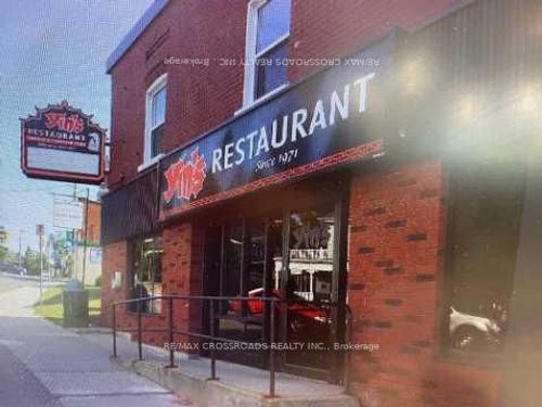 40 Main St S, Norfolk, ON, N0E1Y0 | Card Image