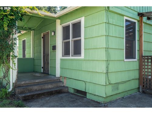 2570 Emerald St, Eugene, OR, 97403 | Card Image