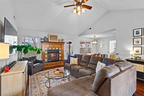 540 Carlson St, Centerton, AR, 72719-8817 | Card Image