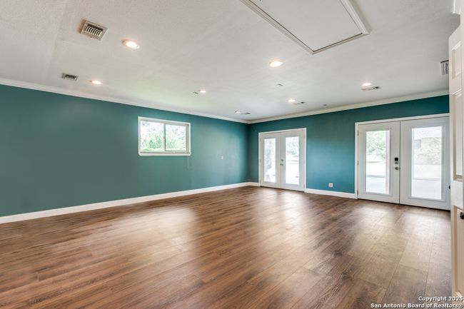 10615 Bar X Trl, House other with 3 bedrooms, 2 bathrooms and null parking in Helotes TX | Image 21