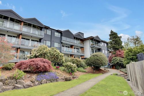 116-2501 Canterbury Ln E, Seattle, WA, 98112-2563 | Card Image