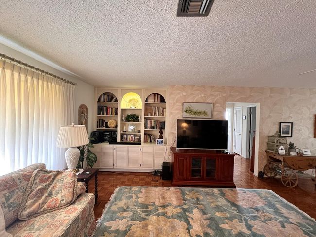 1530 San Marino Ct, House other with 3 bedrooms, 2 bathrooms and null parking in PUNTA GORDA FL | Image 5