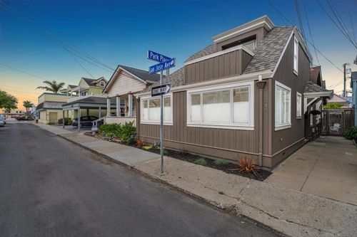 219 San Jose Ave, Capitola, CA, 95010-3393 | Card Image