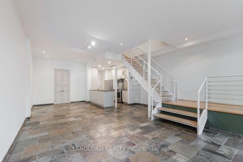 3-33 Price St, Toronto, ON, M4W1Z1 | Card Image