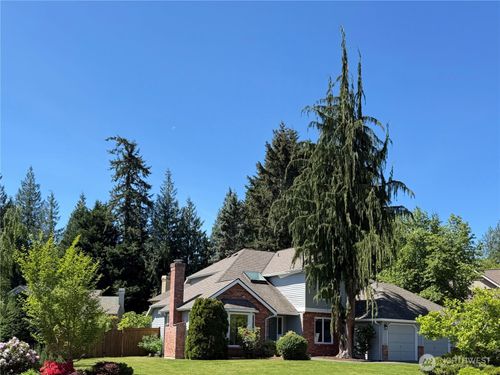 23431 Ne 23rd St, Sammamish, WA, 98074-4439 | Card Image