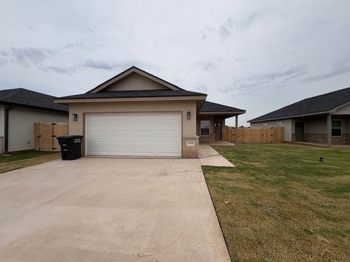 1938 High Noon, Abilene, TX, 79602 | Card Image