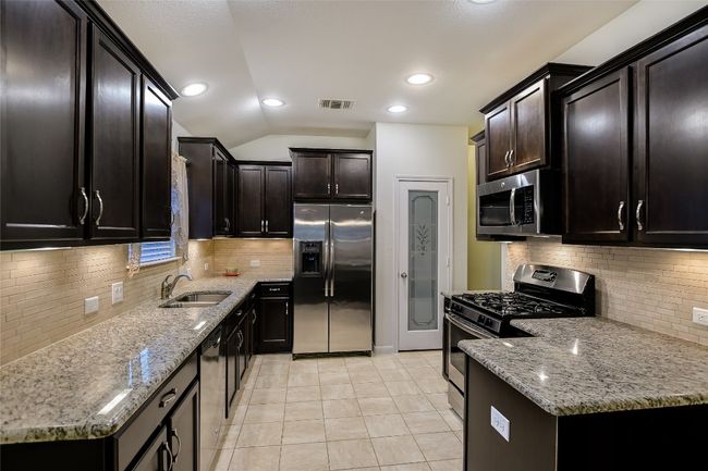 18708 Moreto Loop, House other with 3 bedrooms, 2 bathrooms and 4 parking in Pflugerville TX | Image 11