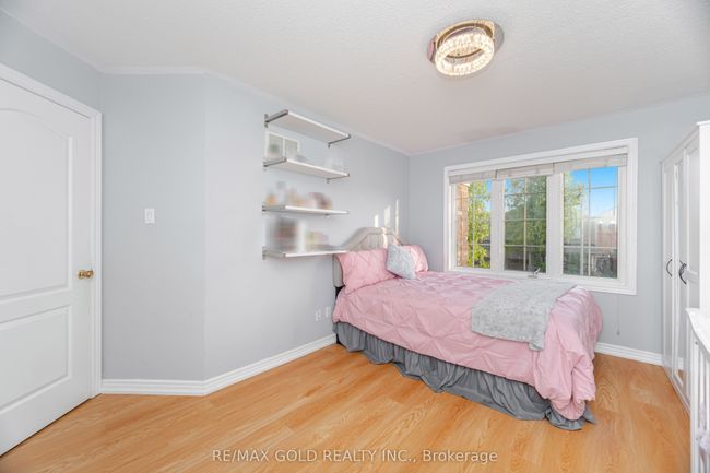5 Summershade St, House other with 7 bedrooms, 5 bathrooms and 4 parking in Brampton ON | Image 14