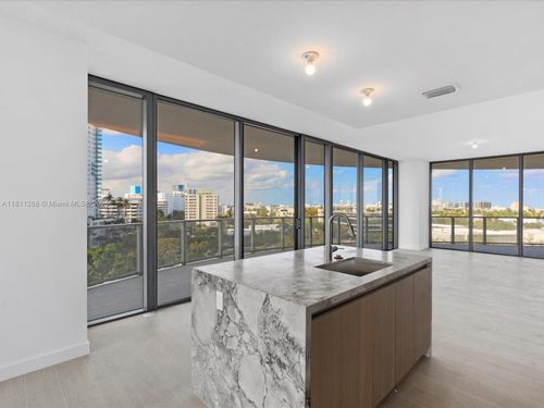 unit-805-500 Alton Rd, Miami Beach, FL, 33139-7196 | Card Image