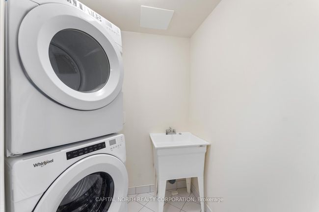 1718 - 9000 Jane St, Condo with 2 bedrooms, 2 bathrooms and 1 parking in Concord ON | Image 26