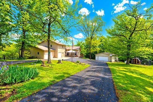 18992 Eagle Point Rd, Eagle Rock, MO, 65641-7328 | Card Image