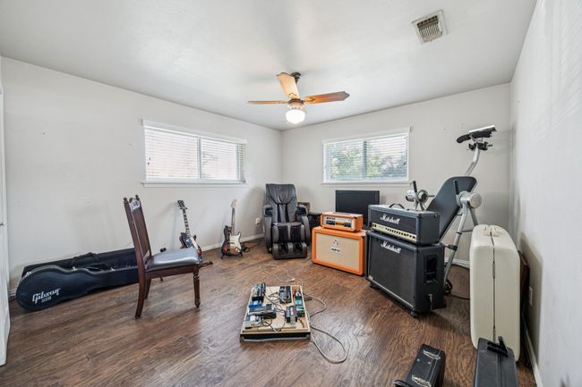 403 N Baugh St, House other with 3 bedrooms, 2 bathrooms and null parking in Alvarado TX | Image 22