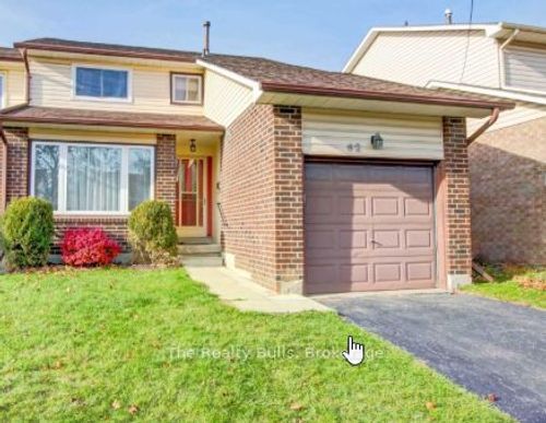 62 Courtleigh Square, Brampton, ON, L6Z1J3 | Card Image