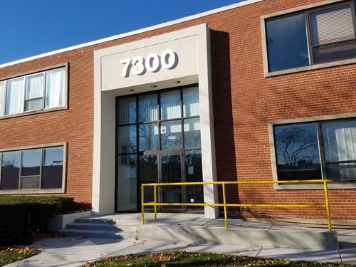 ste-103-7300 N Cicero Ave, Lincolnwood, IL, 60712-1640 | Card Image