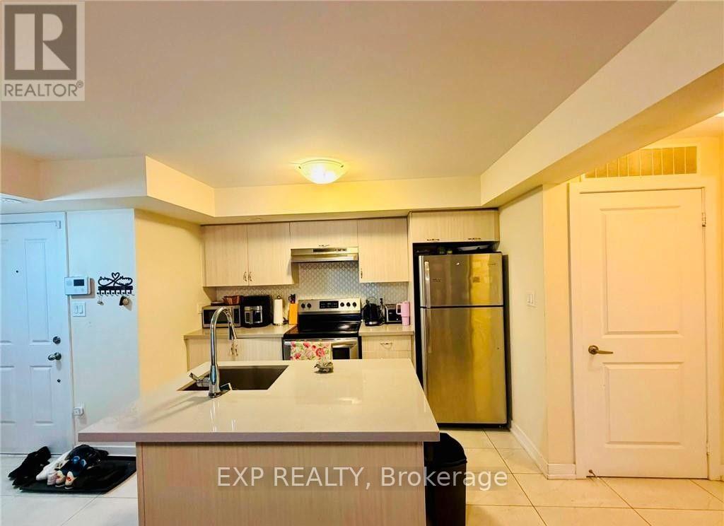 Residential Lease in Toronto (Humberlea-Pelmo Park) 4