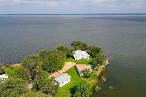 106 Chuckwagon, Burnet, TX, 78611-4087 | Card Image