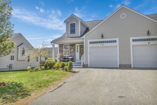 20-20 Fox Run Rd, Blackstone, MA, 01504-3302 | Card Image