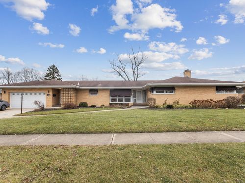 825 Damico Drive, Chicago Heights, IL, 60411 | Card Image