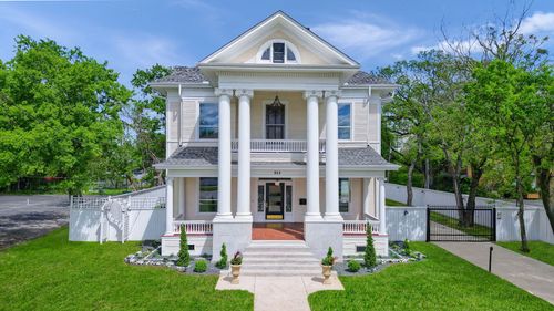 511 S Travis St, Sherman, TX, 75090-7148 | Card Image