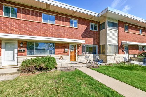 173 Village Ct, Des Plaines, IL, 60016-2167 | Card Image