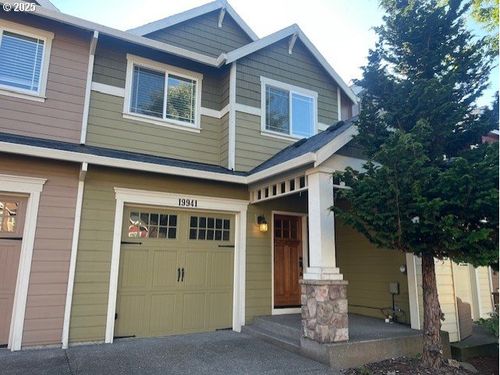 19941 Capital Ct, Oregon City, OR, 97045-7186 | Card Image