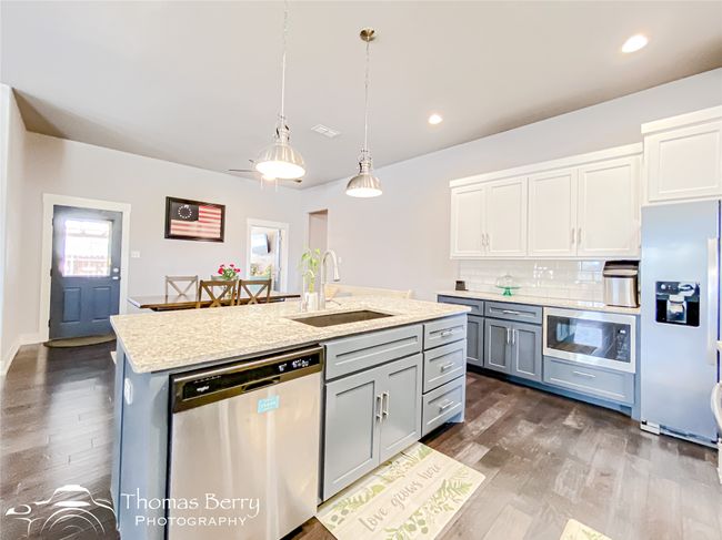 4002 Hope Dr, House other with 4 bedrooms, 2 bathrooms and null parking in Clyde TX | Image 12