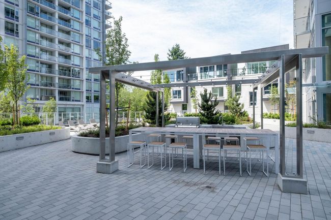 1104 - 13778 100 Ave, Condo with 2 bedrooms, 2 bathrooms and 1 parking in Surrey BC | Image 34