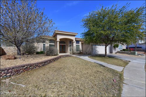 6321 Franklin Crest Dr, El Paso, TX, 79912-8152 | Card Image