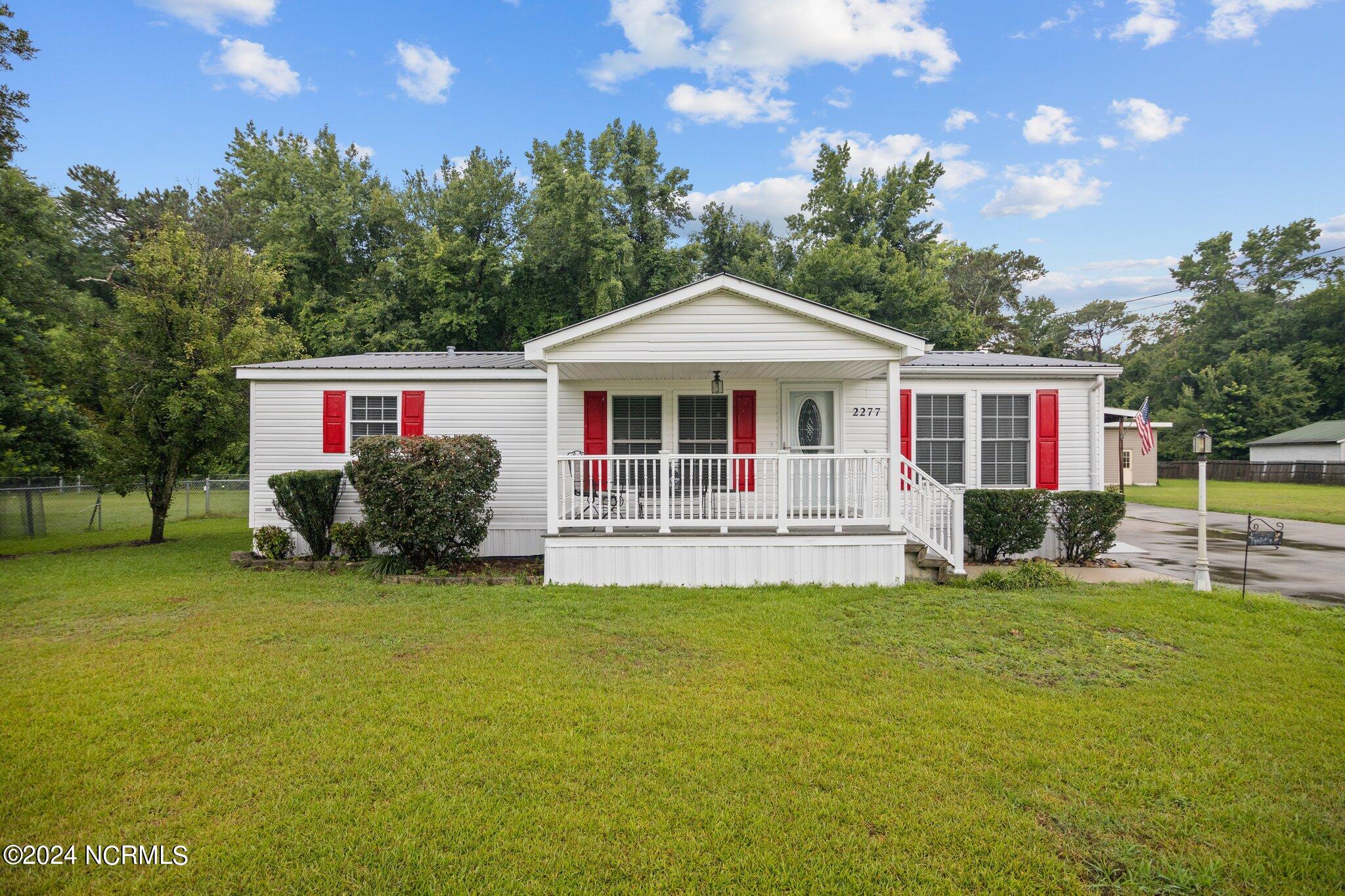 Hull Rd, Kinston, NC 28504