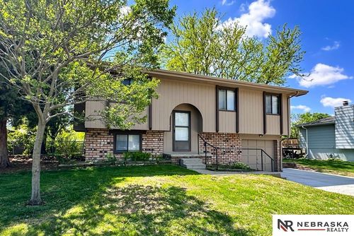 14509 Willow Creek Dr, Omaha, NE, 68138-6351 | Card Image