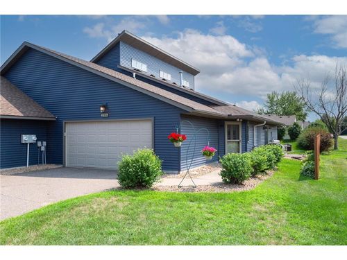 2316 Sacia Ln, Hudson, WI, 54016-7221 | Card Image