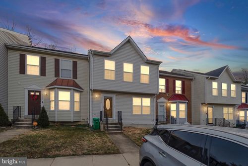 7244 Flag Harbor Dr, DISTRICT HEIGHTS, MD, 20747-1577 | Card Image