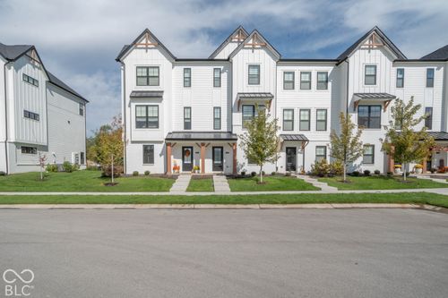 7098 Nine Penny Dr, Brownsburg, IN, 46112-2086 | Card Image
