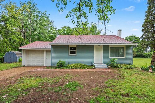 8630 M 140, South Haven, MI, 49090 | Card Image
