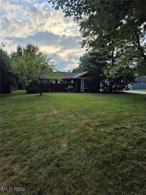 600 Simons Dr, Brunswick, OH, 44212-2126 | Card Image