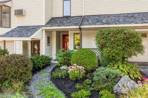 23 Bucks Hill Rd, Durham, NH, 03824-3203 | Card Image