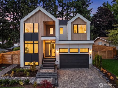 15640 Ne 1st Pl, Bellevue, WA, 98008-4308 | Card Image