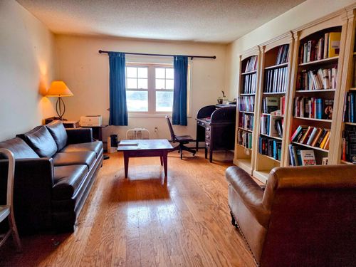 e-264-E Main St, Lincoln, NH, 03251 | Card Image